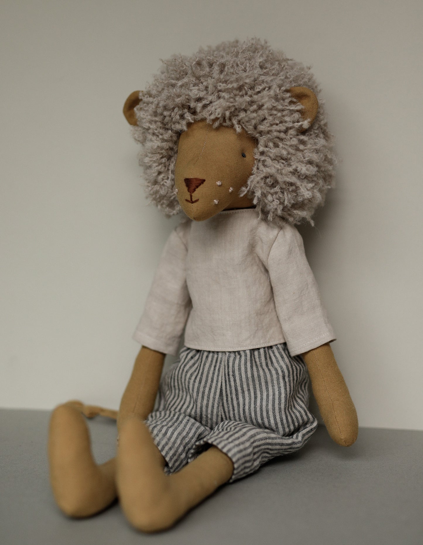 5798N Dark grey stripes on natural 100% linen fabric