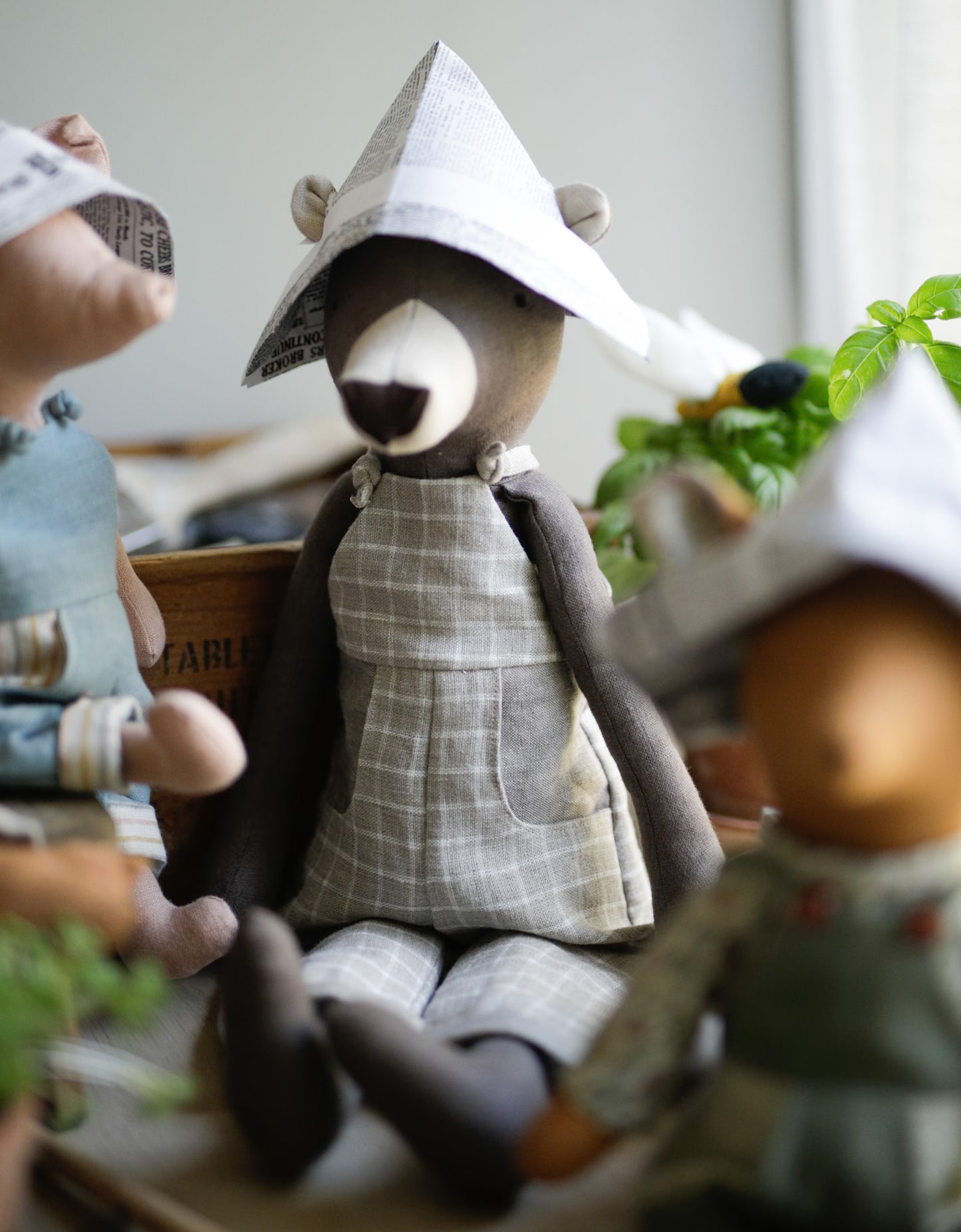 6275 Beige 1 cm gingham 100% Lithuanian linen softened fabric