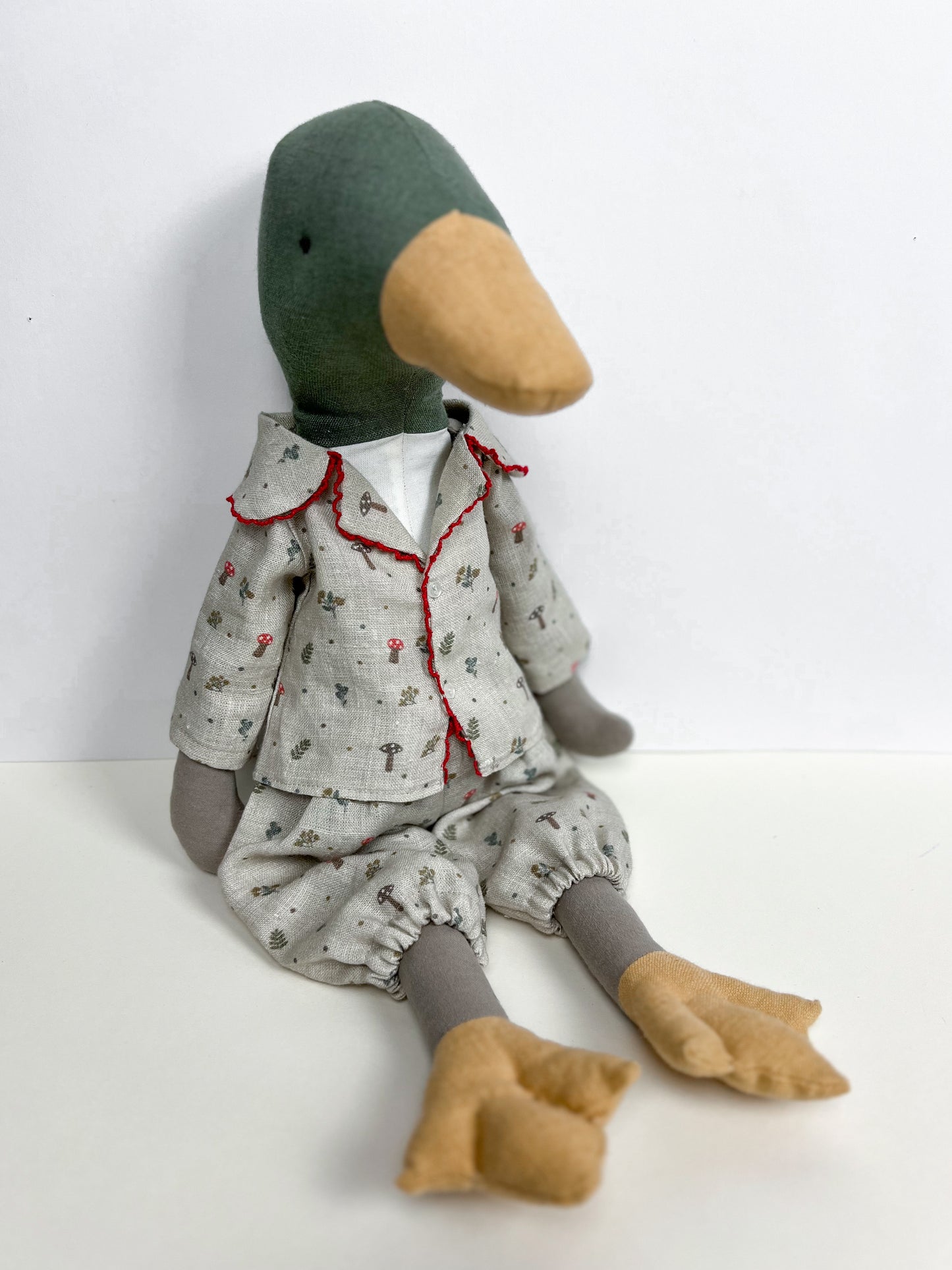 DIY 55 cm EFI Friends pyjama making kit