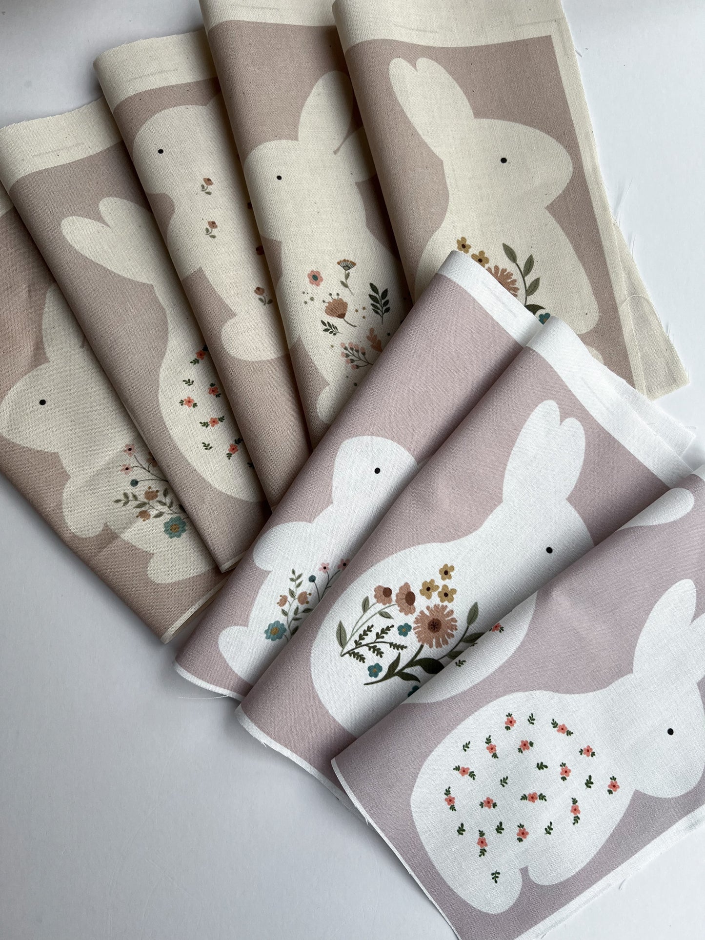 DIY 5 Easter bunnies sewing kit