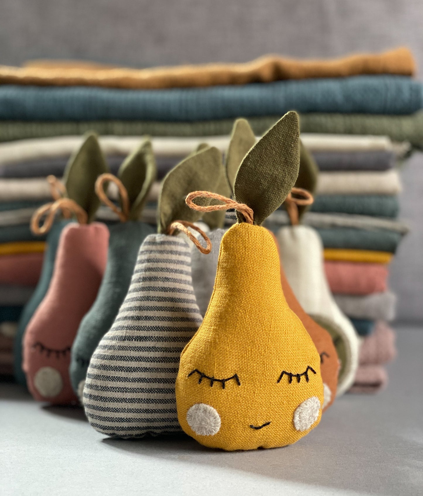 5798N Dark grey stripes on natural 100% linen fabric