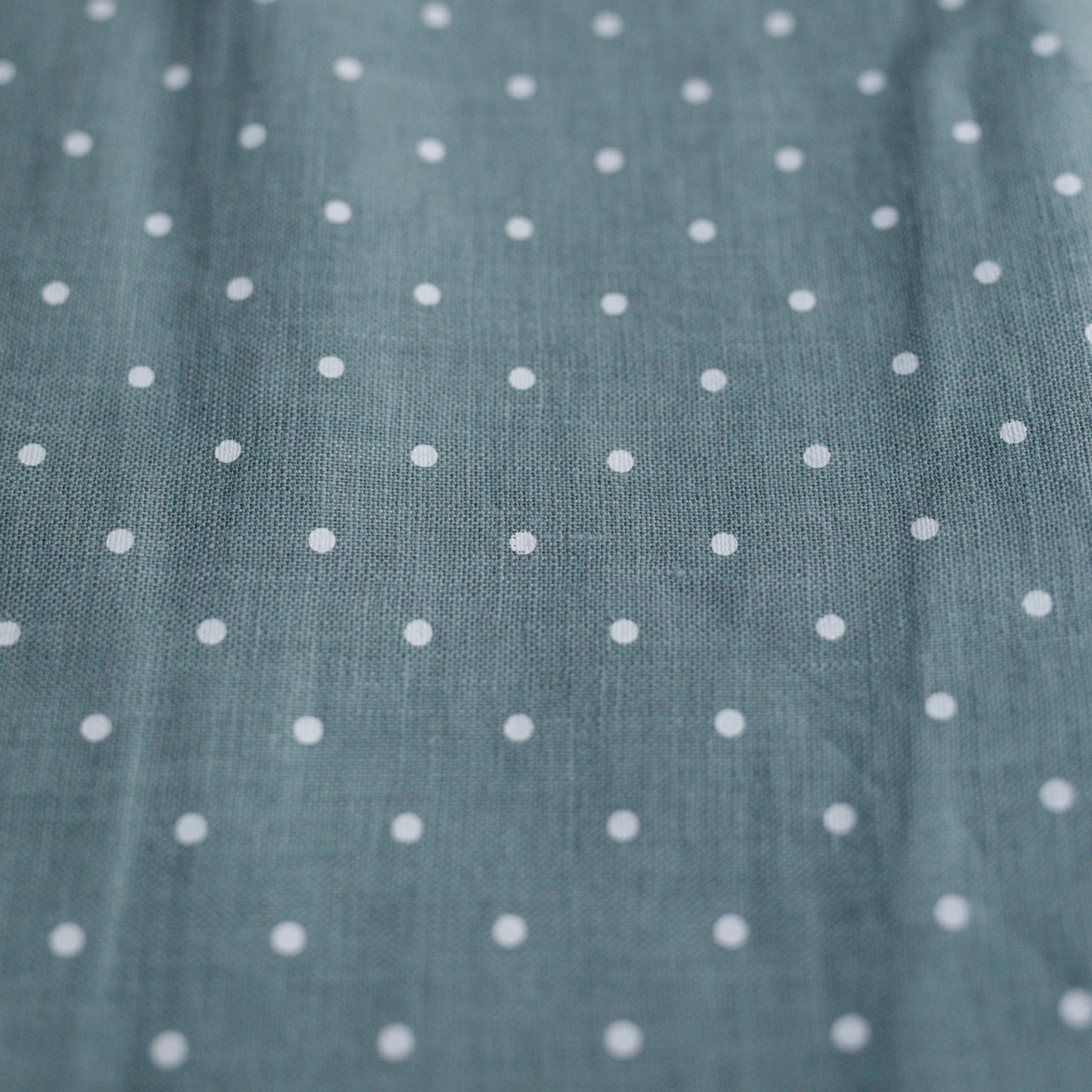 2425 Polka dot on teal 100% Lithuanian linen softened fabric