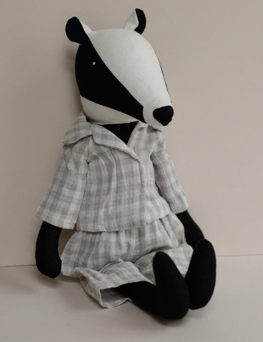 Badger toy 55 cm in muslin pyjama