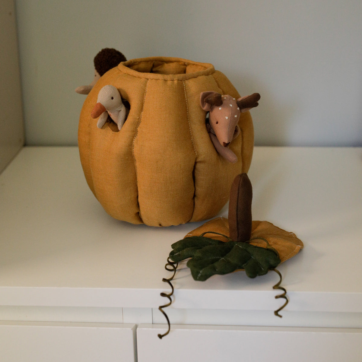 A Very Occupied Pumpkin — Sewing Pattern & Tutorial
