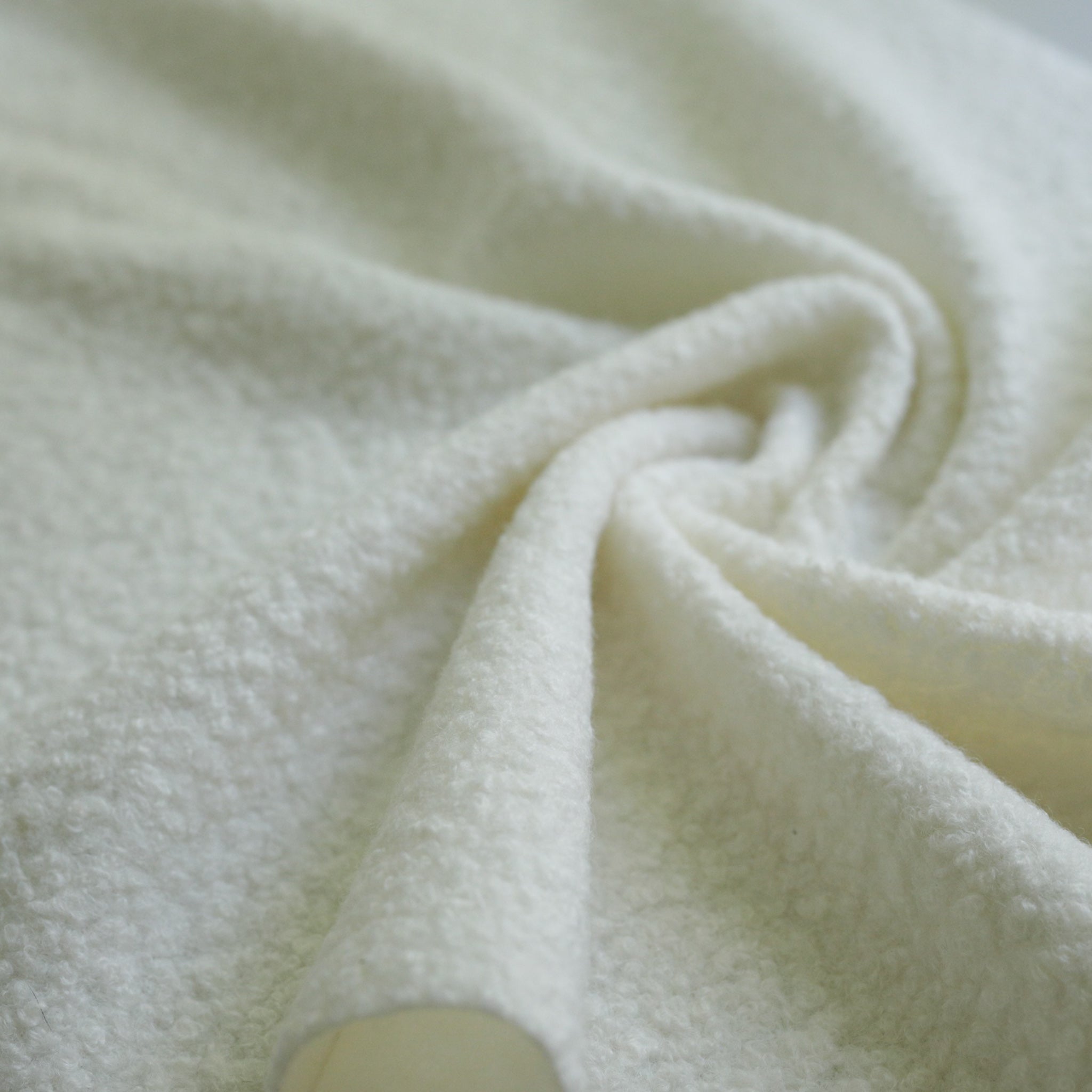 Warm white/Milk  Soft Wool-Feel Bouclé Fabric – Fat Quarter