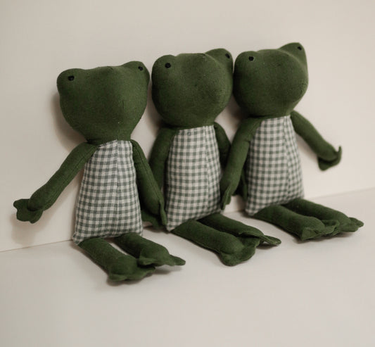 Frog 30 cm linen gingham body soft toy