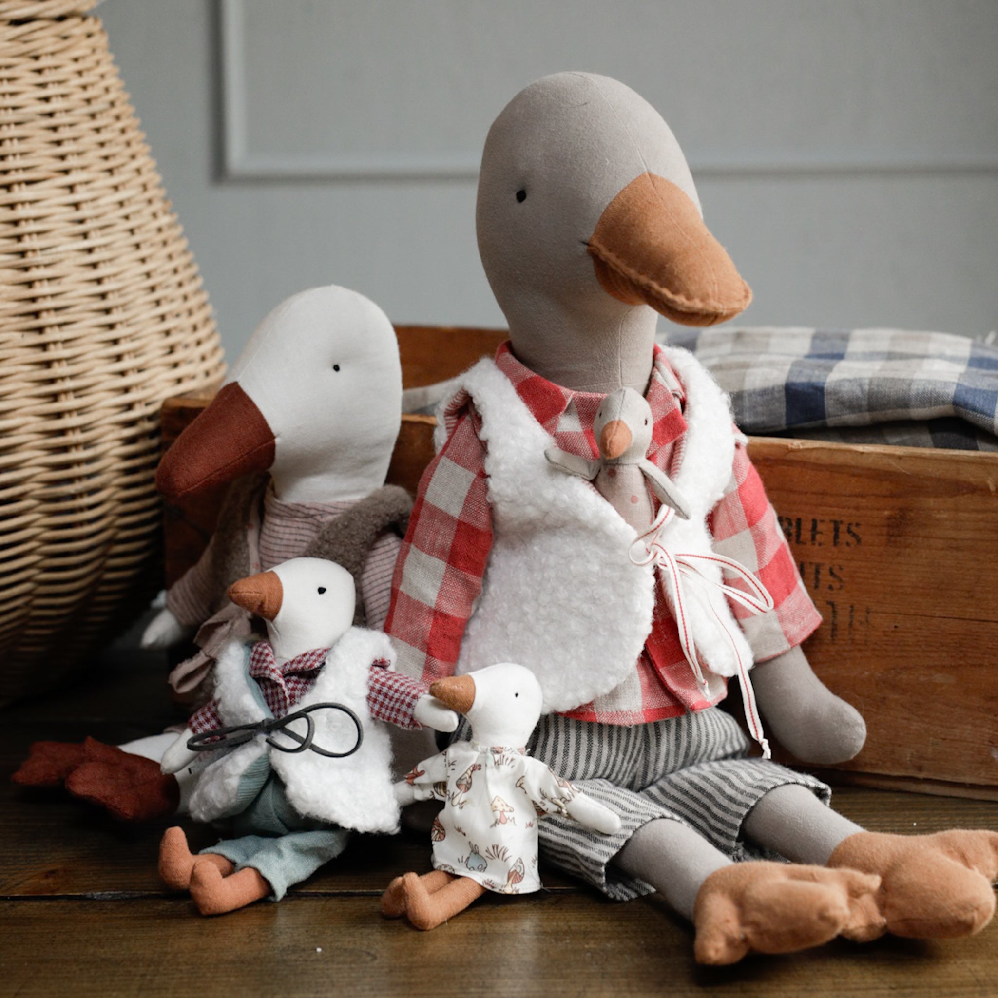 Mini Goose Sewing Pattern & Tutorial PDF – 18, 16, 13, 10 & 8 cm