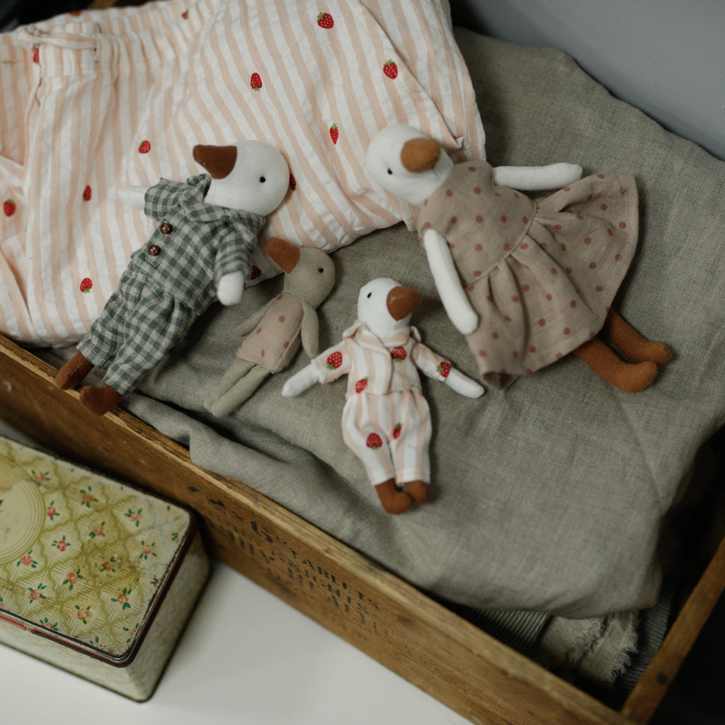 Mini Goose Sewing Pattern & Tutorial PDF – 18, 16, 13, 10 & 8 cm