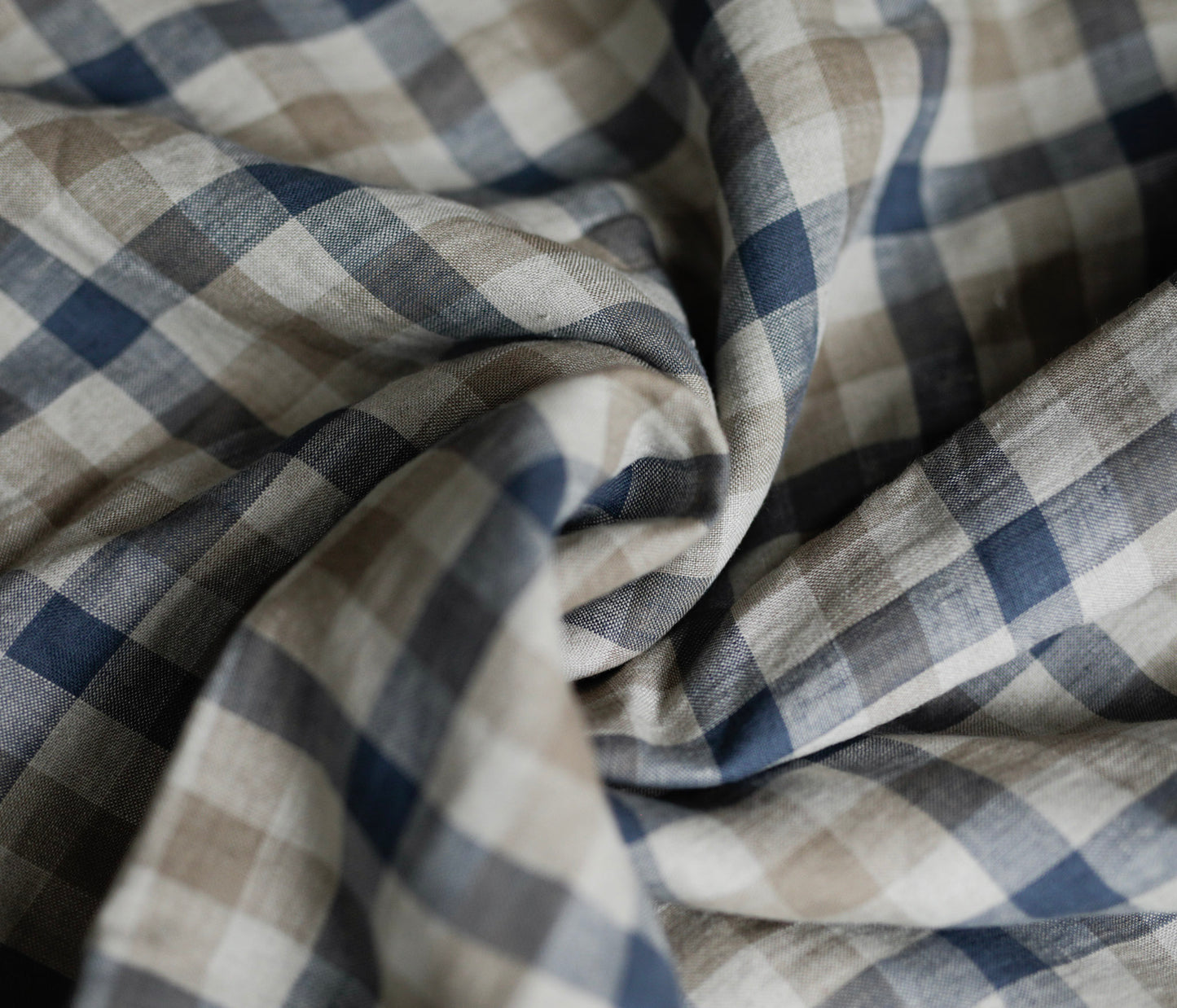 262/103 Blue and Natural gingham check 100% linen fabric