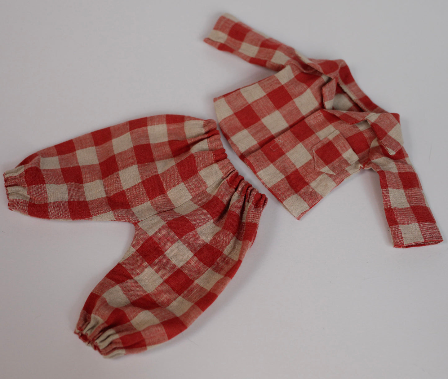 Goose toy 55 cm in red gingham pyjama