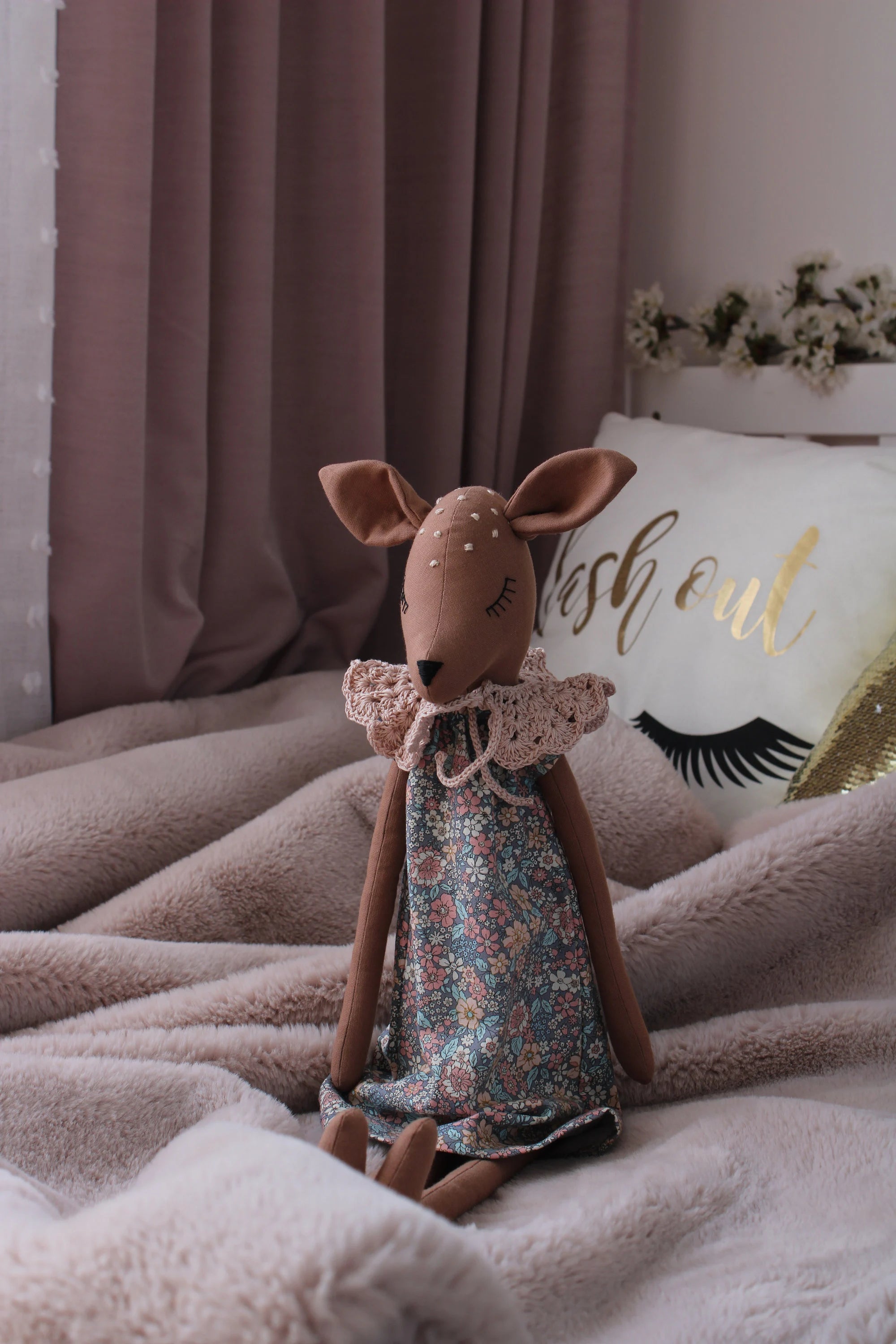 55 cm (22”) Fawn Deer Toy PDF Sewing Pattern and Tutorial