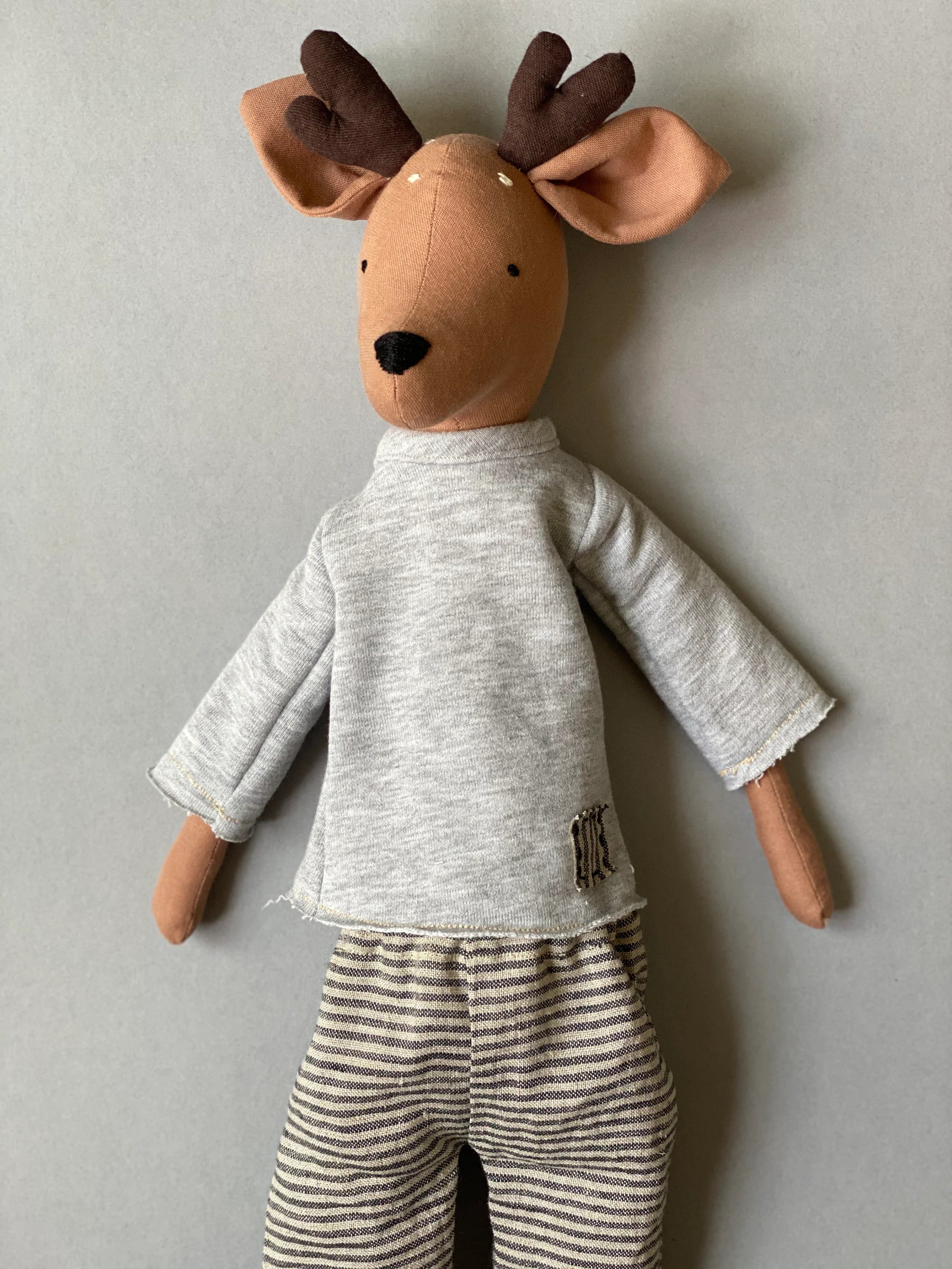 55 cm (22”) Fawn Deer Toy PDF Sewing Pattern and Tutorial