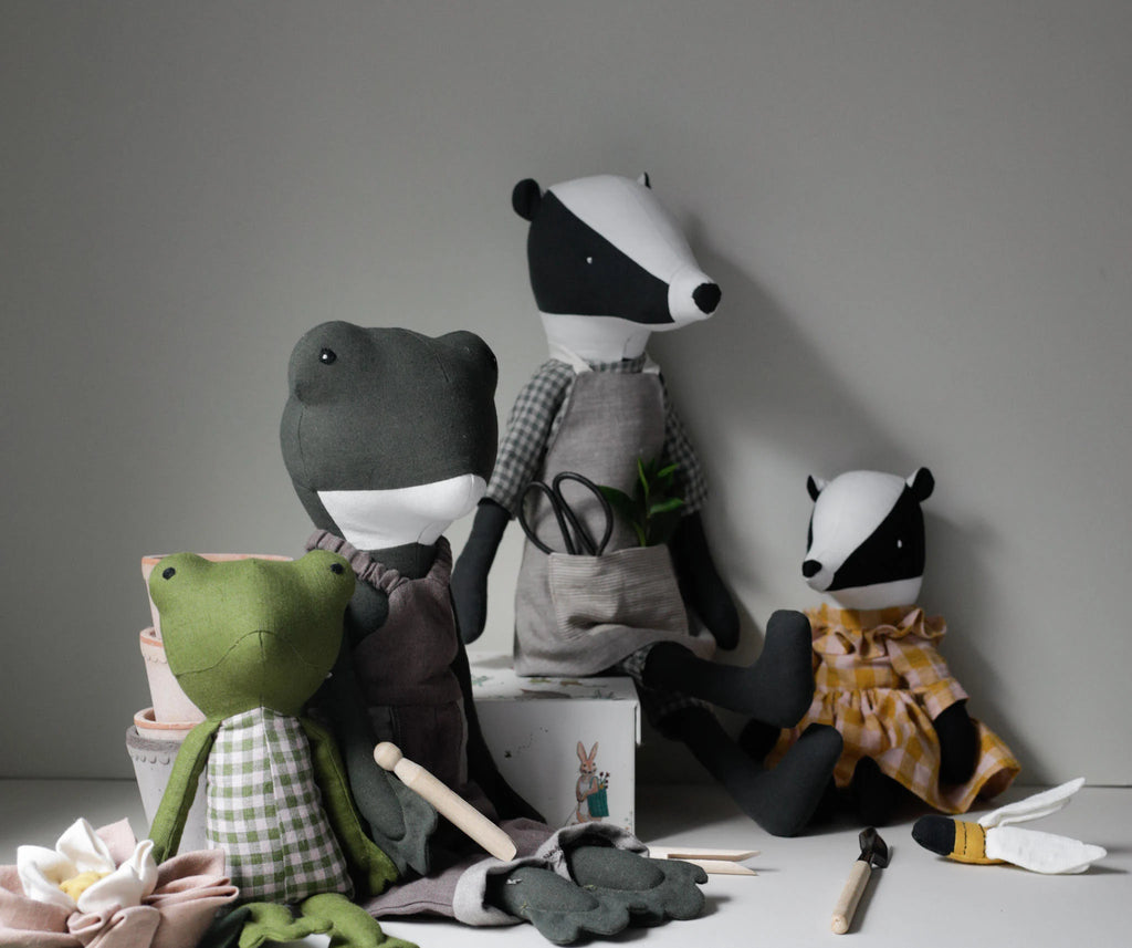 Badger Soft Toy Sewing Pattern PDF + Full Tutorial | EFI Friends | 55 cm Heirloom Toy