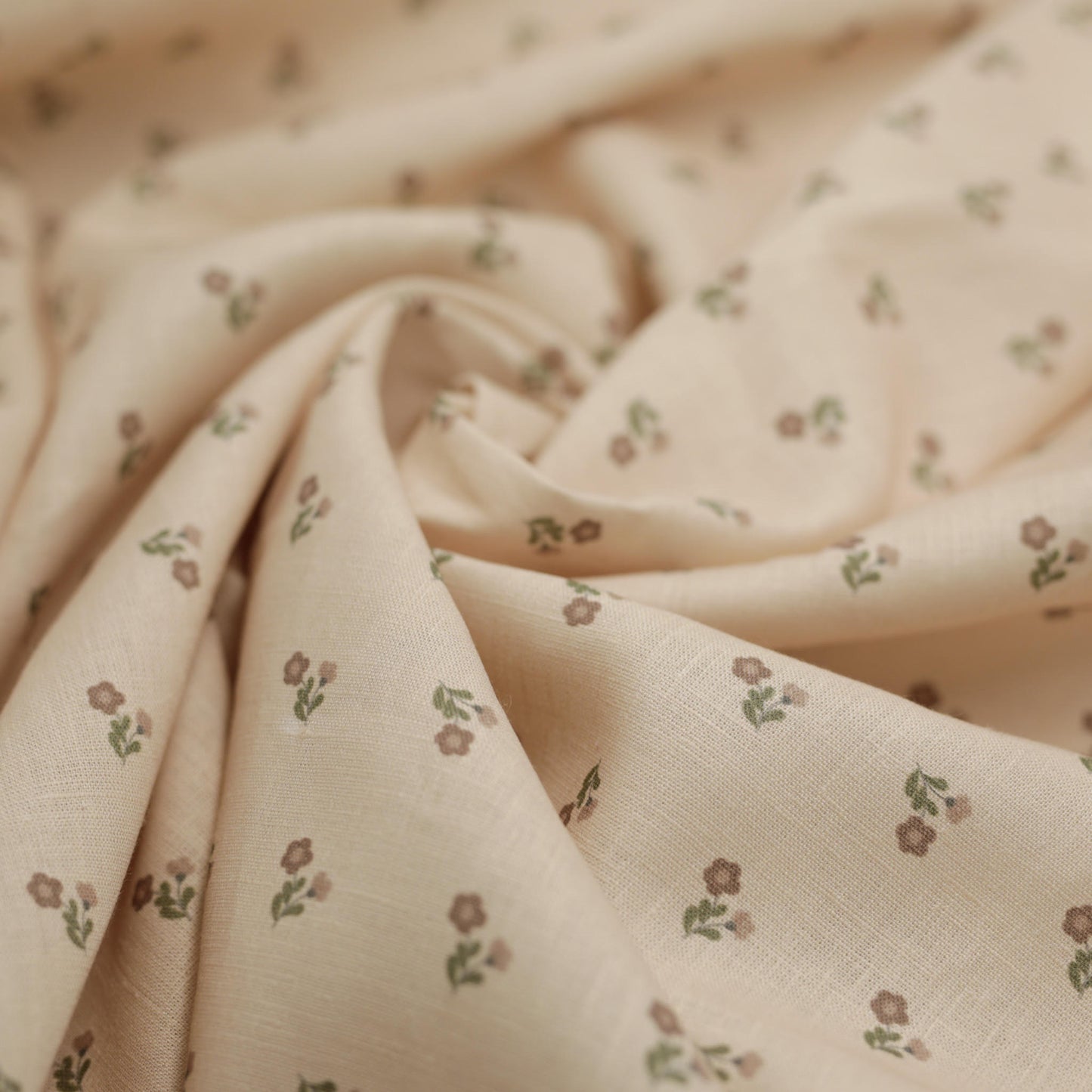 Light peach fuzz 100% linen fabric with flowers 011