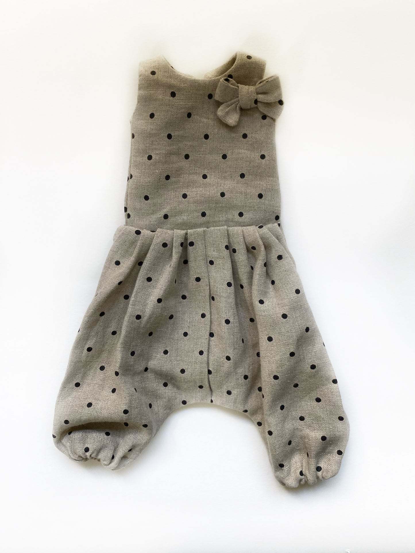 Polka dot linen romper with bow for 55 cm friends