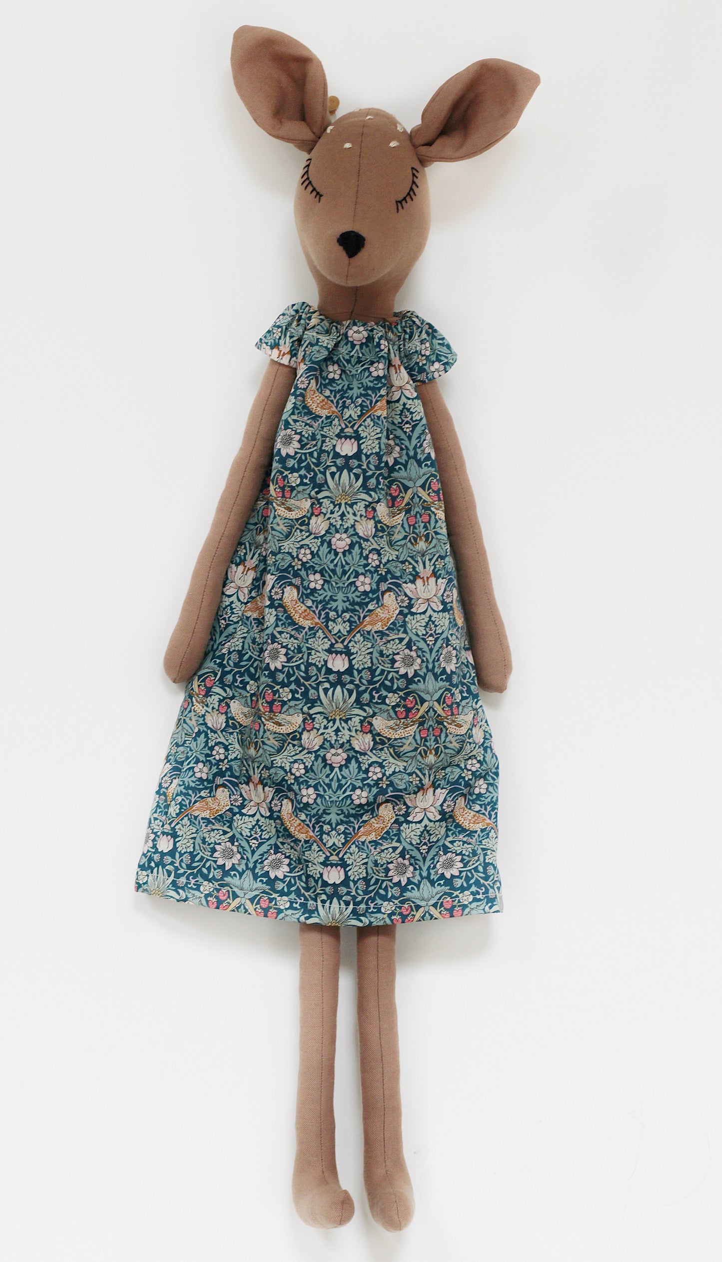 EFI Fawn 55 cm in Strawberry thief Liberty fabric dress